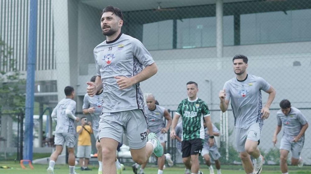 Reuni di Bandung: Duo Eks Liga Thailand Perkuat Persib